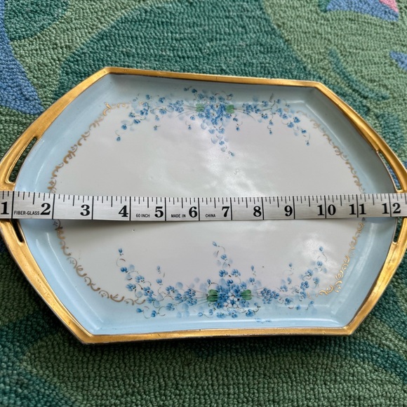 Artist signed hand painted Porcelain blue & gold tray. - Picture 5 of 8